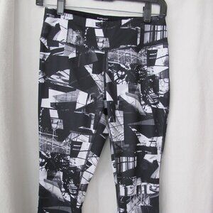 Impact Jillian Michaels Crop Leggings